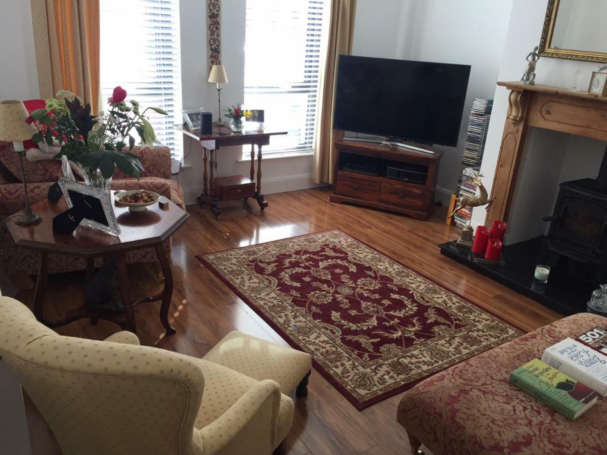 Bradley'S Bed & Breakfast 斯特拉班 外观 照片