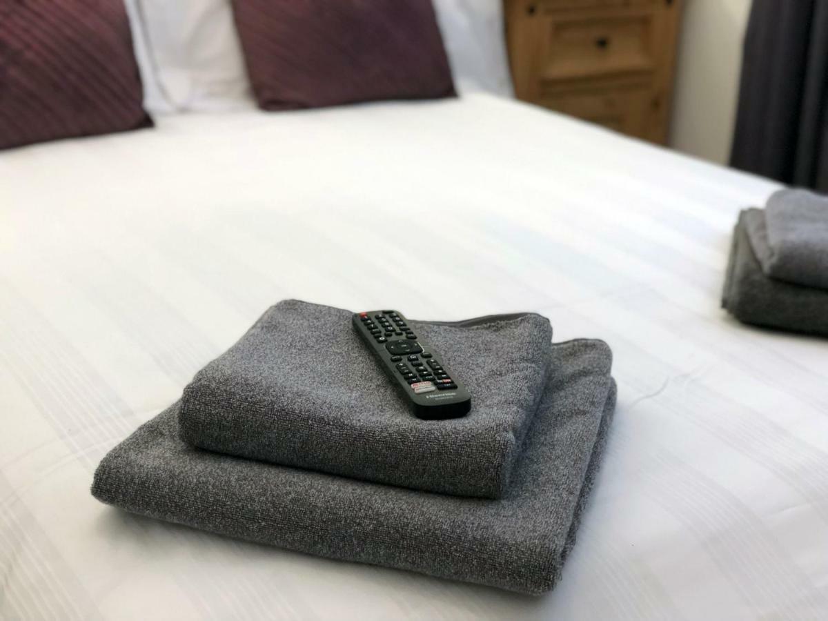Bradley'S Bed & Breakfast 斯特拉班 外观 照片